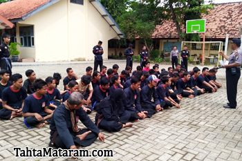 Tahta Mataram Bojonegoro Tradisi Kenaikan Tingkat