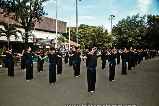 Tradisi & Ujian Tenaga Dalam Tahta Mataram JABODETABEK