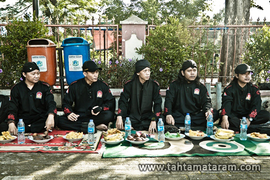 Tradisi & Ujian Tenaga Dalam Tahta Mataram JABODETABEK