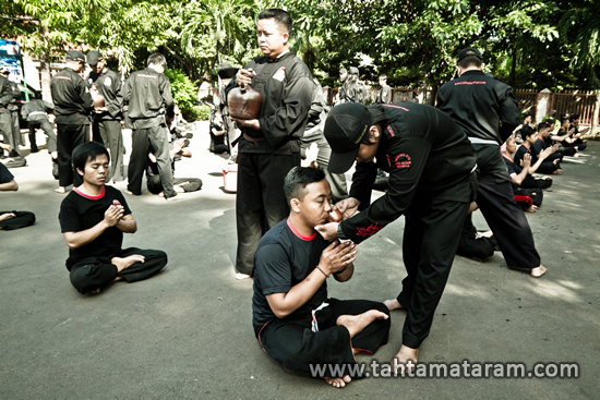 Tradisi & Ujian Tenaga Dalam Tahta Mataram JABODETABEK