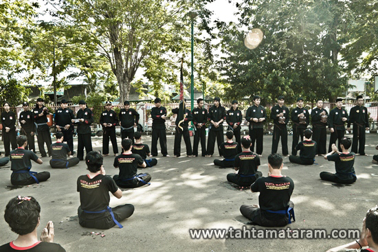 Tradisi & Ujian Tenaga Dalam Tahta Mataram JABODETABEK