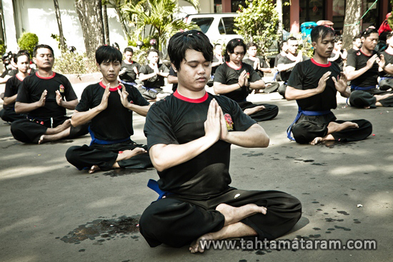 Tradisi & Ujian Tenaga Dalam Tahta Mataram JABODETABEK