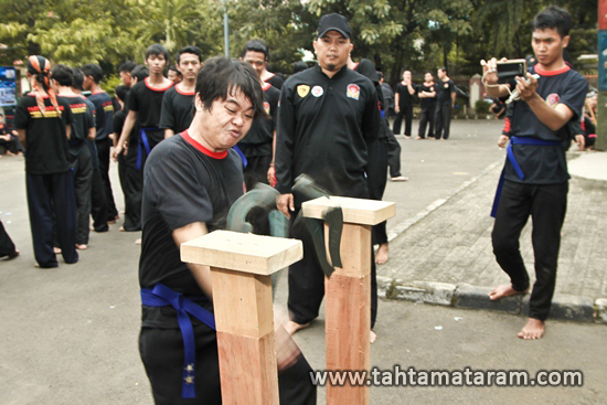 Tradisi & Ujian Tenaga Dalam Tahta Mataram JABODETABEK