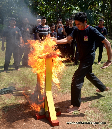 Peresmian Tahta Mataram Divisi Dharmayasa Ngawi