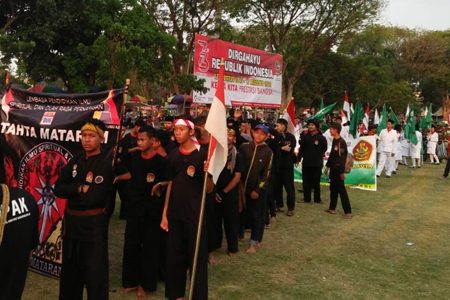 Saudara Tahta Mataram Ikut Serta Pawai HUT ke-73 RI di Karanganyar