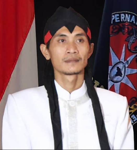 Bapak Surya Nagapati Ketua Dewan Pembina Tahta Mataram